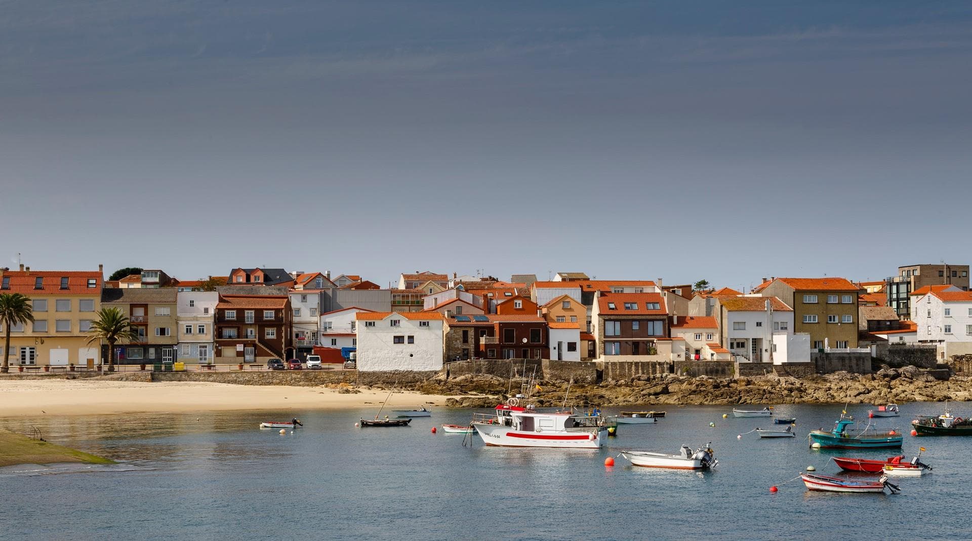 ¿Necesitas pintar tu casa o negocio en Ribeira?